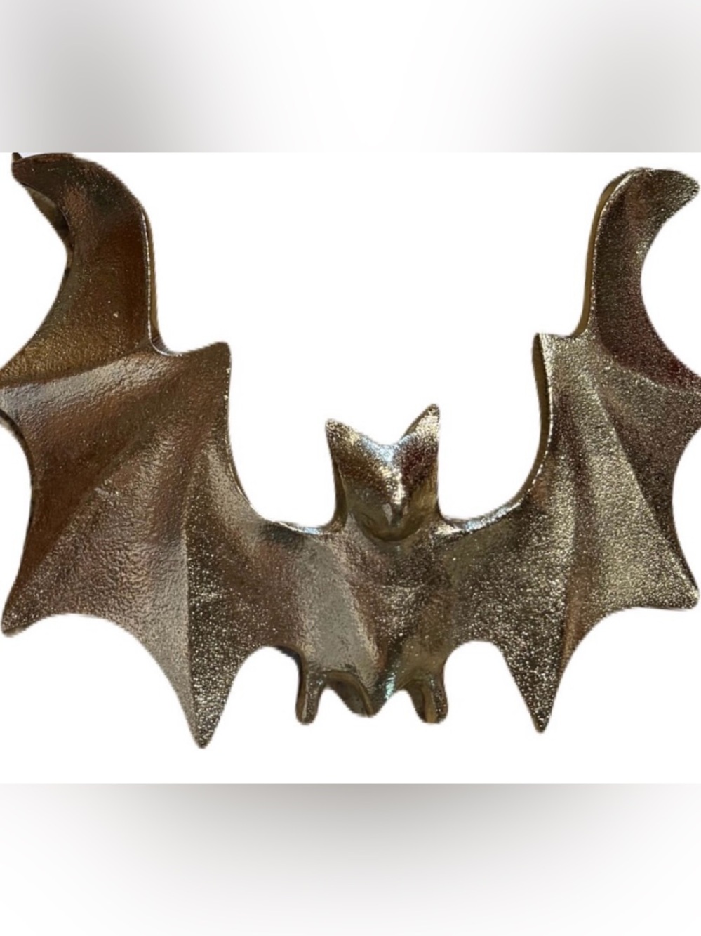MADE IN INDIA NWT Cast aluminum gothic bat wall hanging -brass tone 8x10